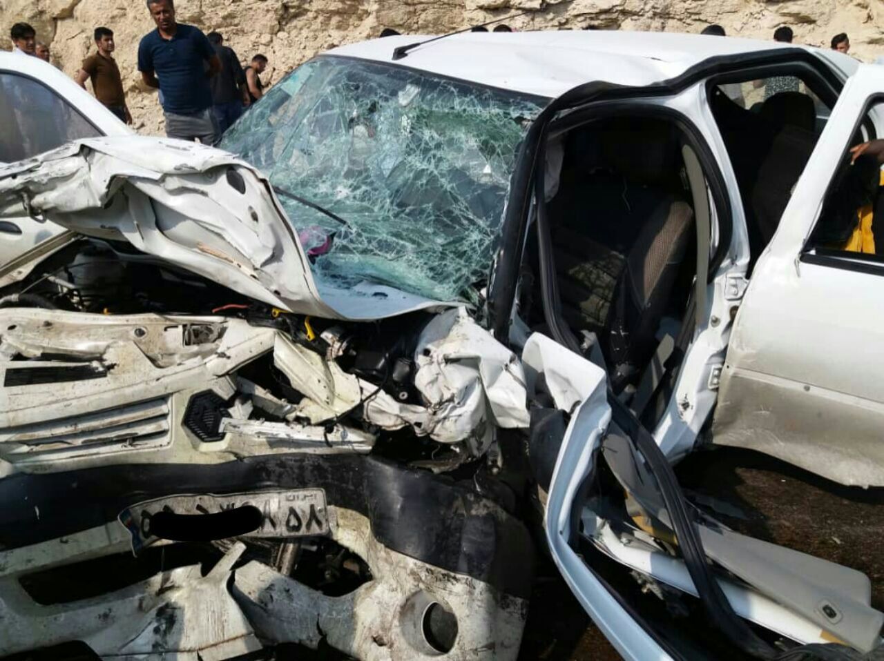 یک کشته و ۷ زخمی در حادثه تصادف جاده جم- فیروزآباد+ تصاویر