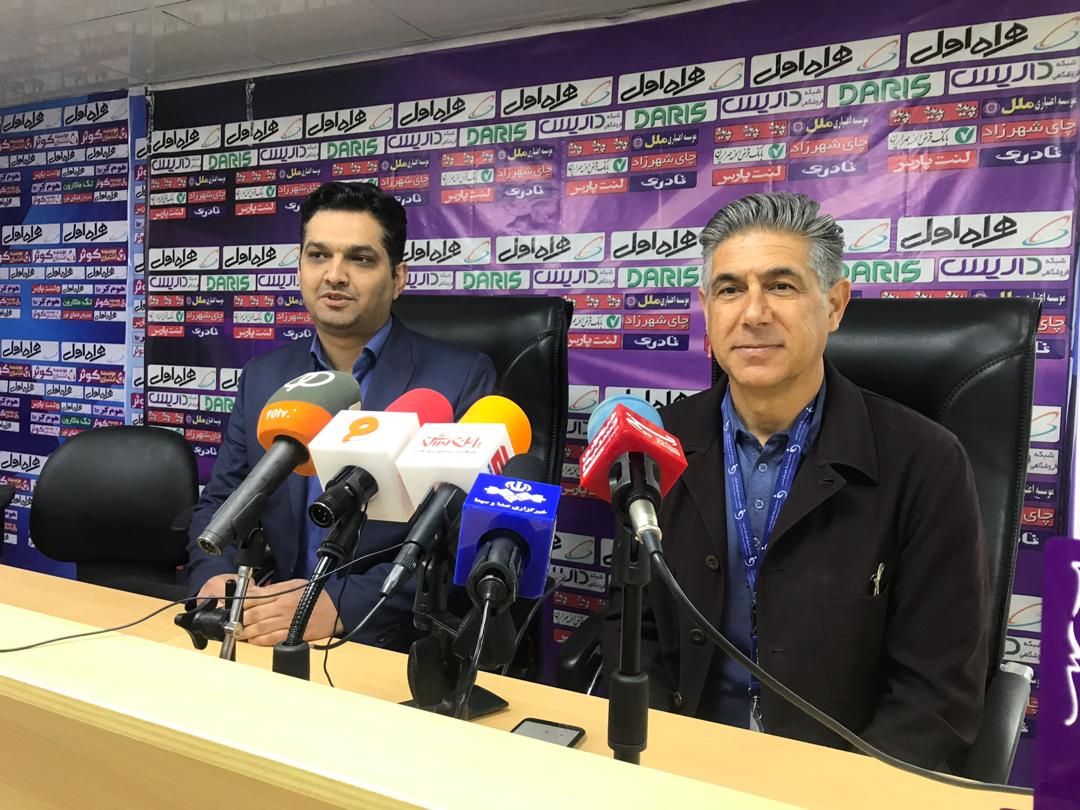 از تلاش بازیکنانم راضی هستم/ حفظ تمرکز یکی از بزرگترین مشکلات فوتبال ایران است