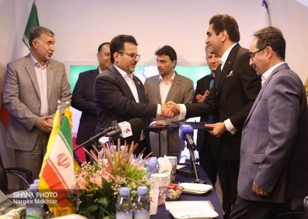 امضاء تفاهم نامه همکاری انجمن سازندگان تجهیزات صنعت نفت ایران با پتروشیمی مروارید+ عکس